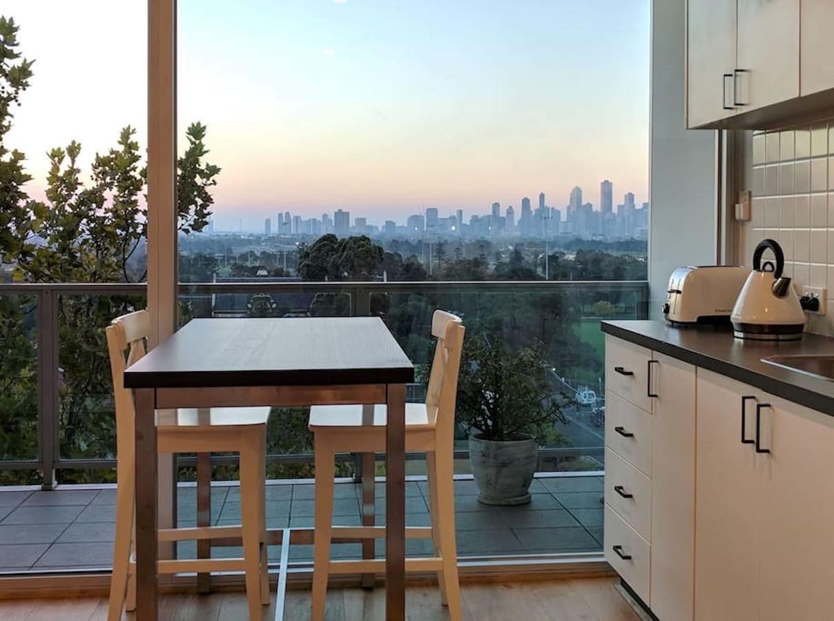 Best View St Kilda 1 BR - Spectacular Sunset Hideaway - Accommodation ACT
